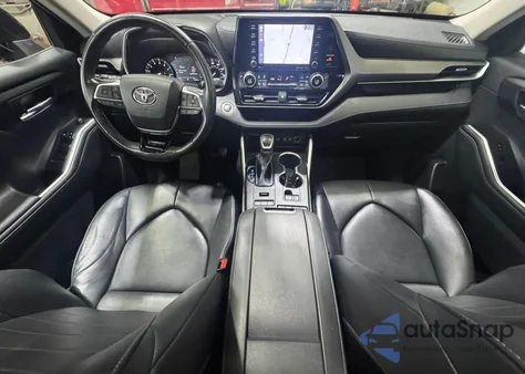 2020 Toyota Highlander Xle z USA, uszkodzony, nr VIN 5TDHZRBH7LS504241